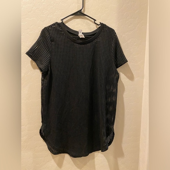 Black Short Sleeve Coverup Top - Picture 1 of 6